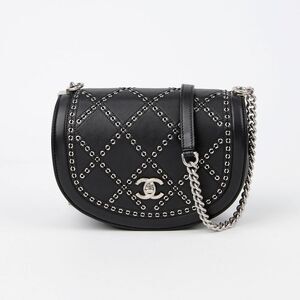Cc Logo Eyelet Round Flap Shoulder Crossbody Bag